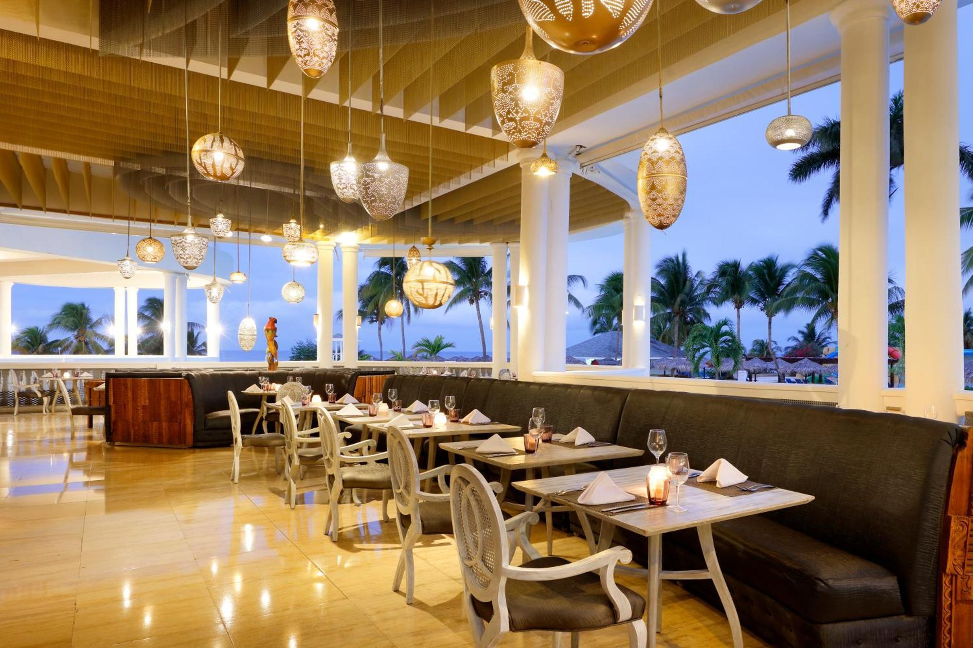 The Signature Level At Grand Palladium Lady Hamilton Resort & Spa Lucea Exterior photo