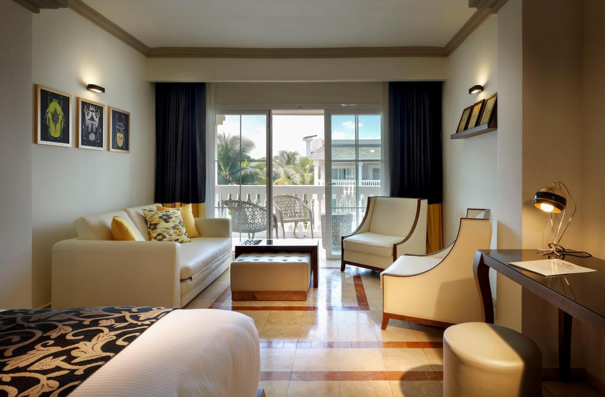 The Signature Level At Grand Palladium Lady Hamilton Resort & Spa Lucea Exterior photo